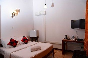 Hotel Colombo Villa 3*