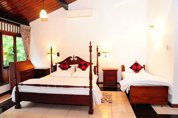 Colombo Villa Hotel 3*